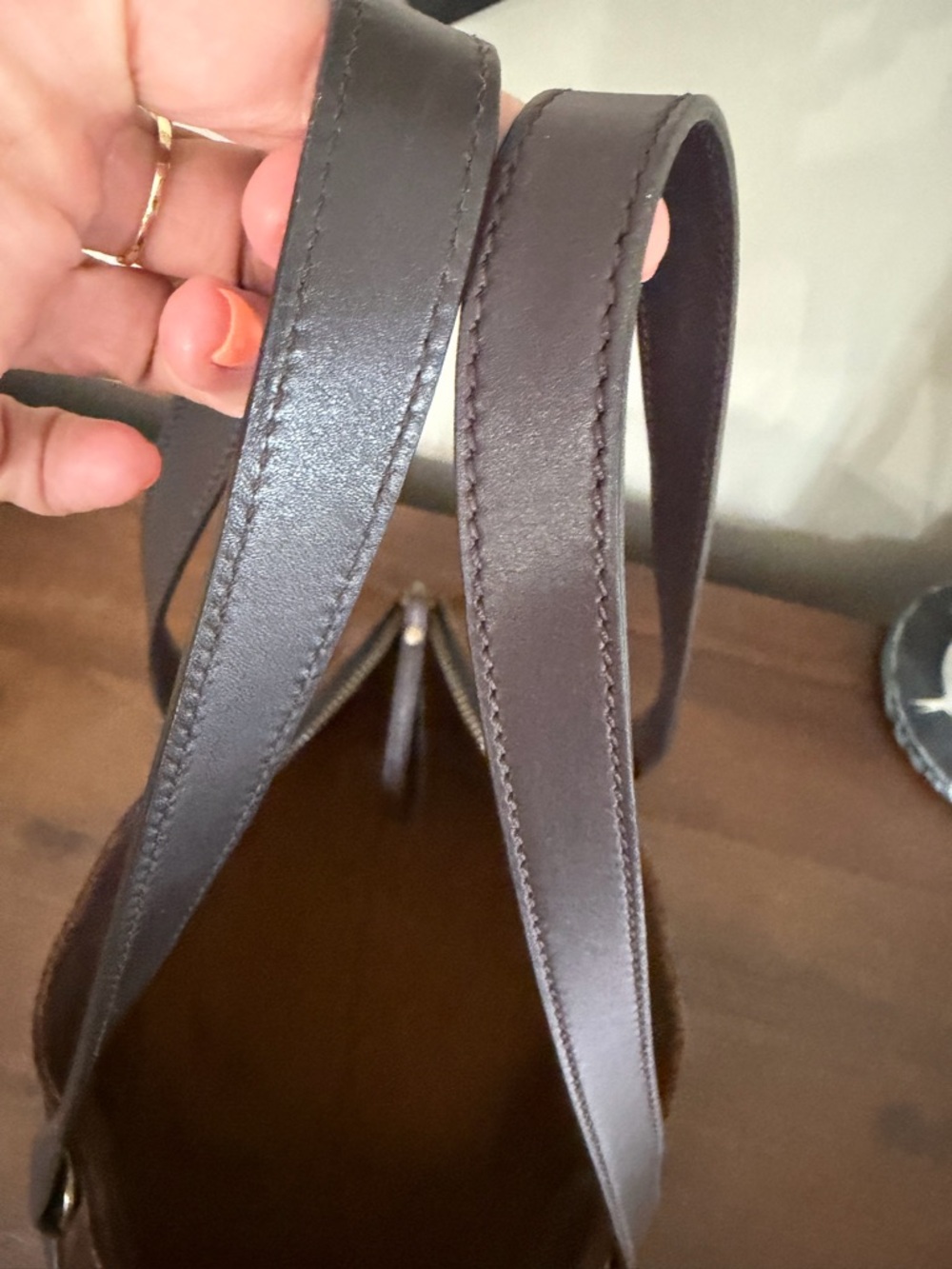 Espresso Medium Suede Jack. Excellent condition. Strap not included - Picture 12 of 14